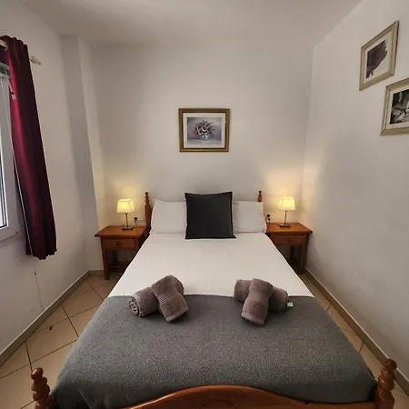 Stella Maris - Sleeps 4 Nerja