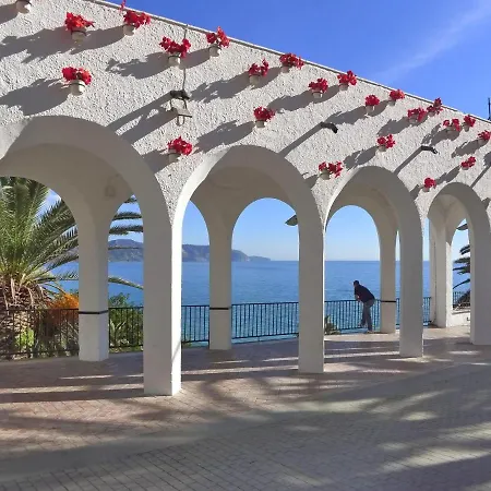 Stella Maris - Sleeps 4 *