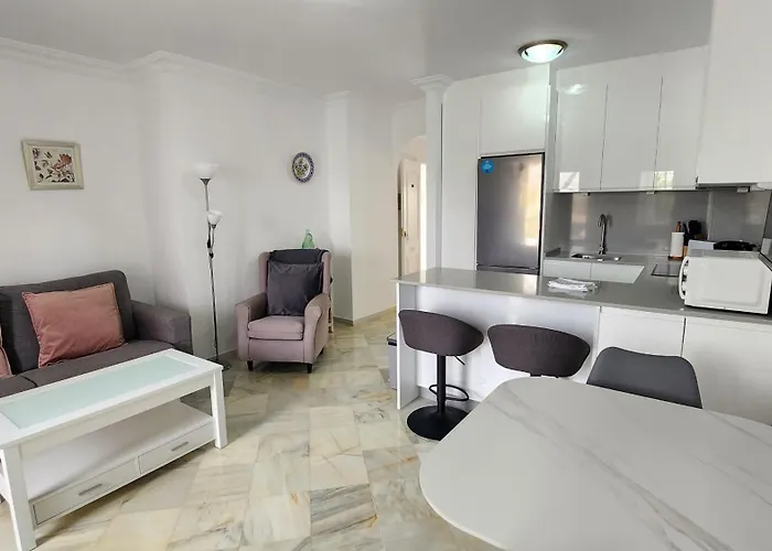 Stella Maris - Sleeps 4 *