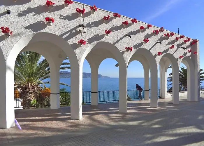 Stella Maris - Sleeps 4 *